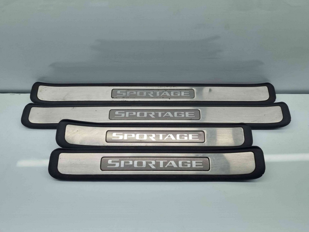 Set trimuri prag Kia Sportage II [Fabr 2004-2010] 85875-1F000 85885-1F000