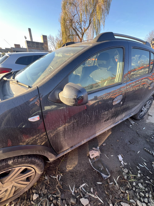 Set Usi Stanga Dacia Sandero 2 Stepway 0.9 Benzina 2015