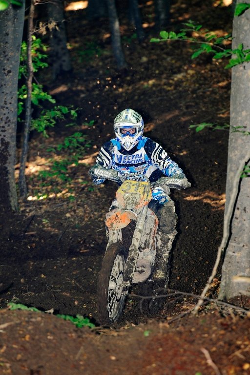 Sezonul intern de enduro clasic a debutat in weekend la Zarnesti