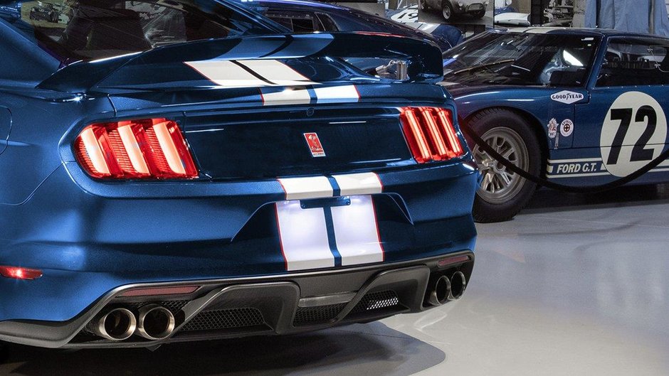 Shelby GT350R