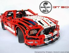 Shelby GT500 facut din piese Lego