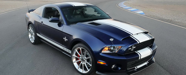 Shelby Super Snake - un sarpe condus de 800 de cai putere