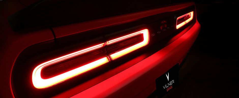 Si-a cumparat un muscle car cu 717 CP sub capota, dar interiorul nu a fost pe gustul lui. Bulgarii de la Vilner i-au sarit in ajutor Si-a cumparat un muscle car cu 717 CP sub capota, dar interiorul nu a fost pe gustul lui. Bulgarii de la Vilner i-au sarit in ajutor