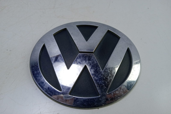Sigla emblema portbagaj 3C9853630 Volkswagen VW Passat B6 [2005 - 2010]