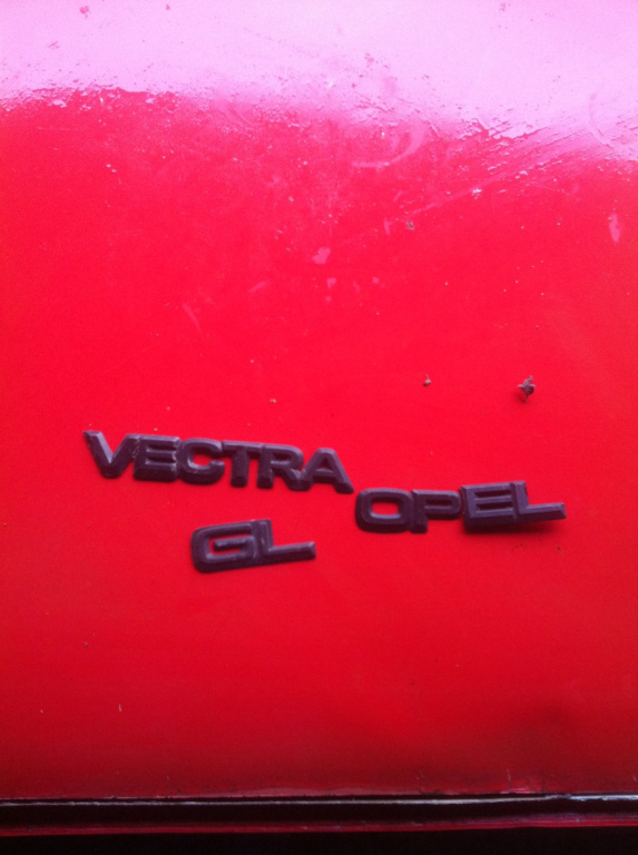 Sigle Opel Vectra A [1988 - 1995] Sedan 1.6 MT (75 hp) (86_ 87_)