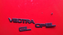 Sigle Opel Vectra A [1988 - 1995] Sedan 1.6 MT (75...