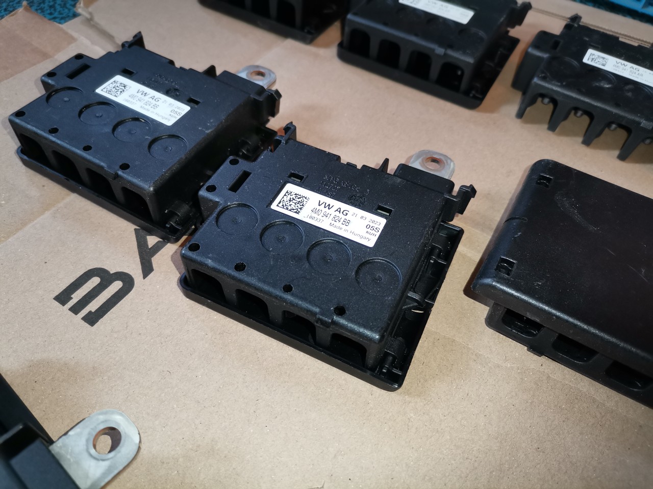 Siguranta borna baterie AUDI Q7 4M, Q8 (2018-2024) cod 4M0941824BB