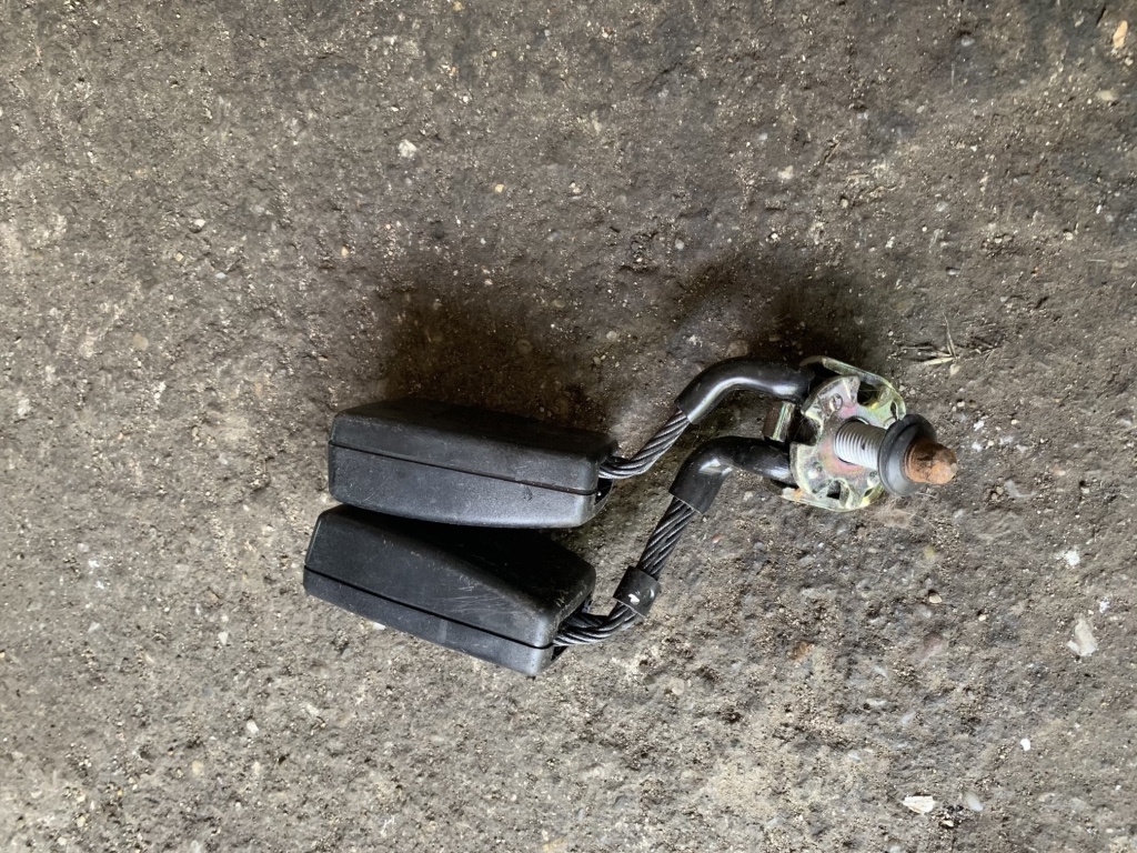 Sigurante centuri spate Skoda Octavia 2 [2004 - 2008] Liftback 5-usi 2.0 TDI MT (140 hp) (1Z3) Cod motor BKD
