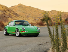 Singer 911