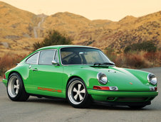 Singer 911