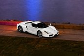 Singurul Enzo Ferrari alb din lume