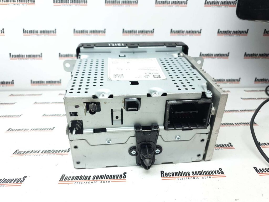 SISTEM AUDIO GM OPEL CORSA E 39012675 / 55779943139012675 / 557799431