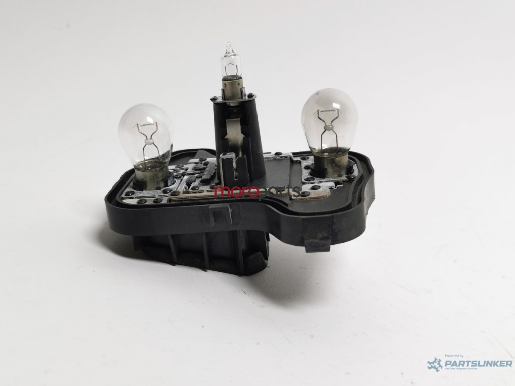 Sistem de iluminat dreapta spate VOLKSWAGEN GOLF V 1K1 2003 - 2009 TDI 16V BKD VAG 1K6945258