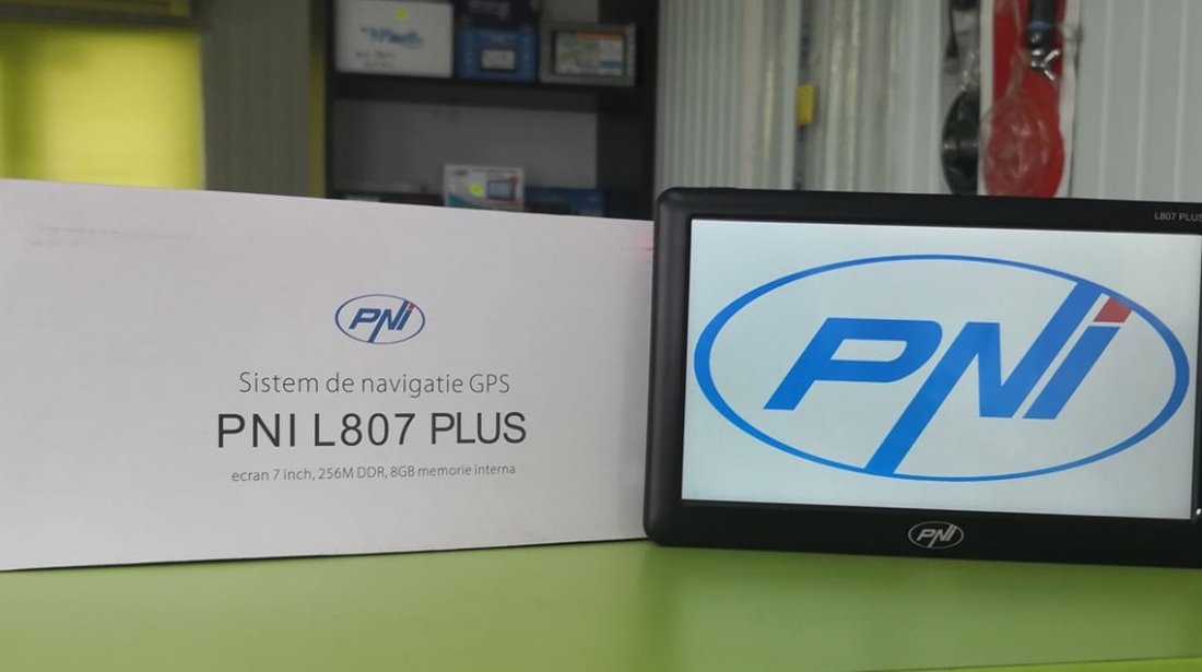Sistem de navigatie portabil GPS PNI L807 PLUS 8GB Diagonala 7" Harti pentru Camioane si Autoturisme