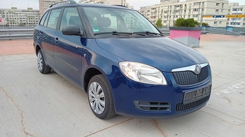 Skoda Fabia Benzina 2010