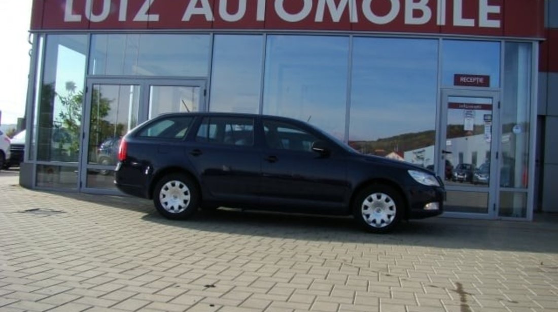 Skoda Octavia 1.6 DPF Active 2012