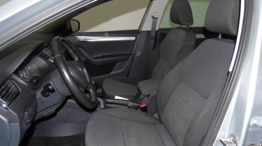 Skoda Octavia 1.6 TDI Ambition 105 CP Start/stop 2013