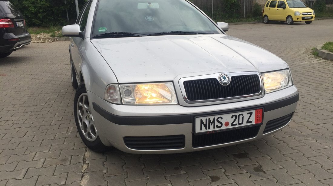 Skoda Octavia 1.6SR 2003