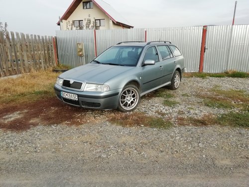 Skoda Octavia 4x4 diesel 101 cp 2004 cu 6 viteze 2004
