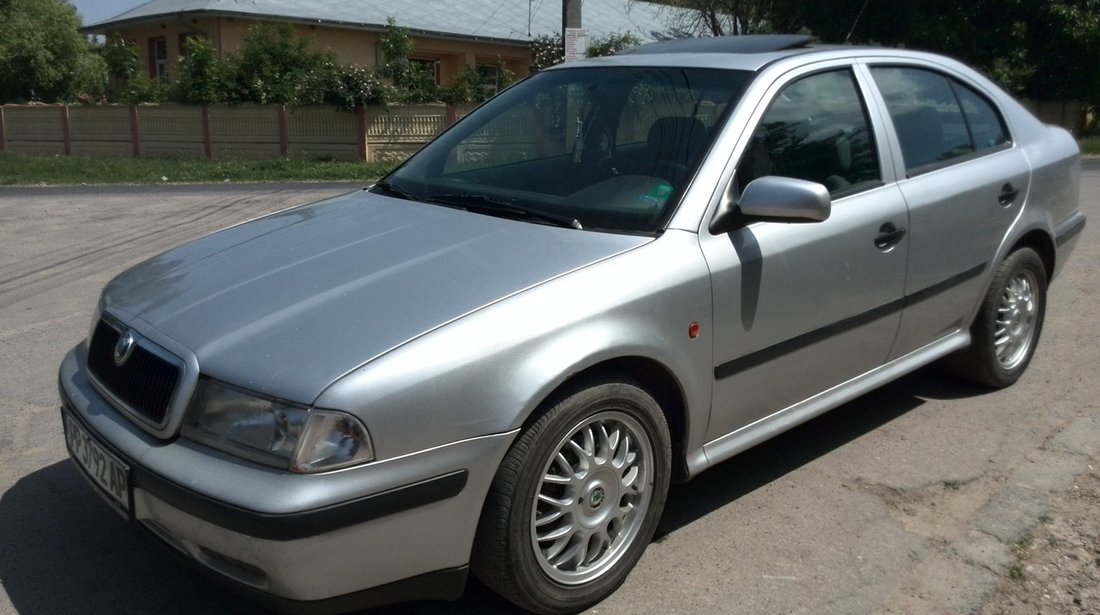 Skoda Octavia AGU 2000