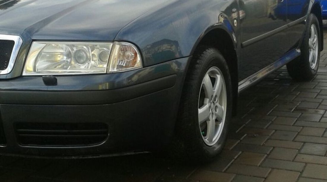 Skoda Octavia ALH 2004