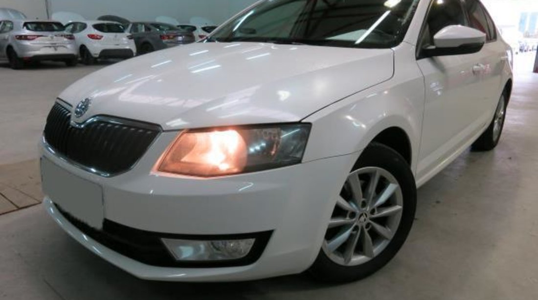 Skoda Octavia Ambition 1.6 TDI 105 CP M5 2013