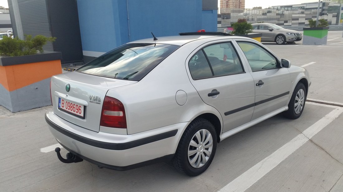 Skoda Octavia Benzina 2001