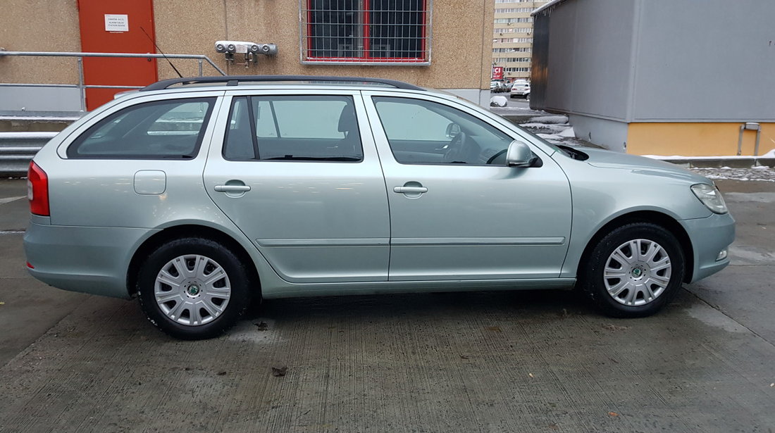 Skoda Octavia Benzina 2010