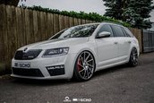 Skoda Octavia cu jante pe 20 inch