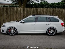 Skoda Octavia cu jante pe 20 inch