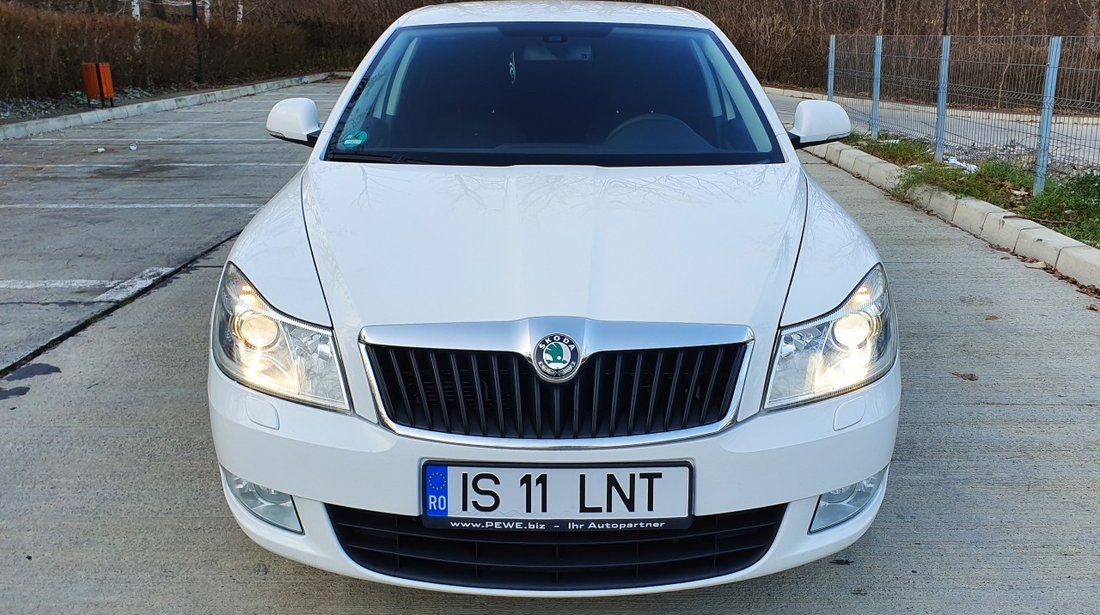 Skoda Octavia II full options km reali carte service fab. 2011