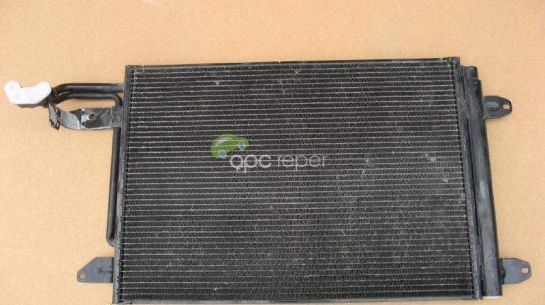 Skoda Octavia Radiator Clima cod 1K0820411E Original