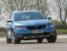 Skoda Octavia Scout - Galerie Foto