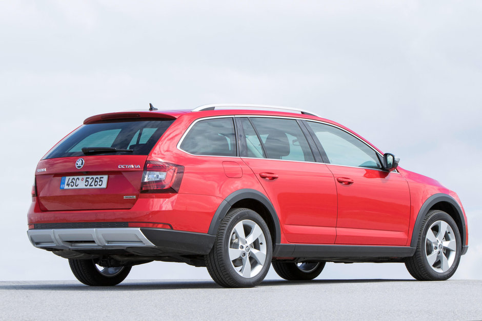 Skoda Octavia Scout - Galerie Foto