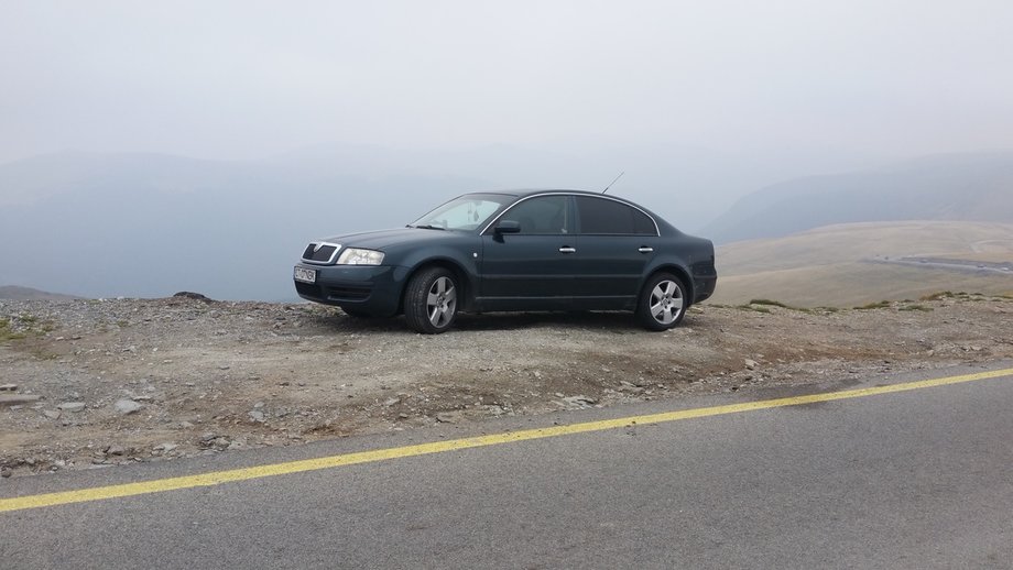 Skoda Superb 1,9tdi 131cp aex limuzina