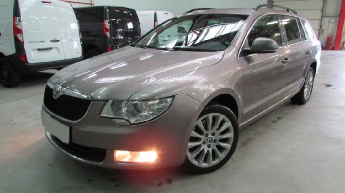 Skoda Superb Combi 2.0 TDI 170 CP Ambition DSG 6+1 2013