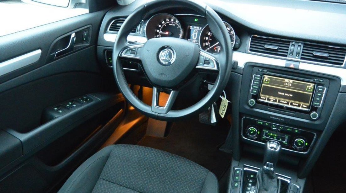 Skoda Superb Combi Elegance 2.0 TDI DSG