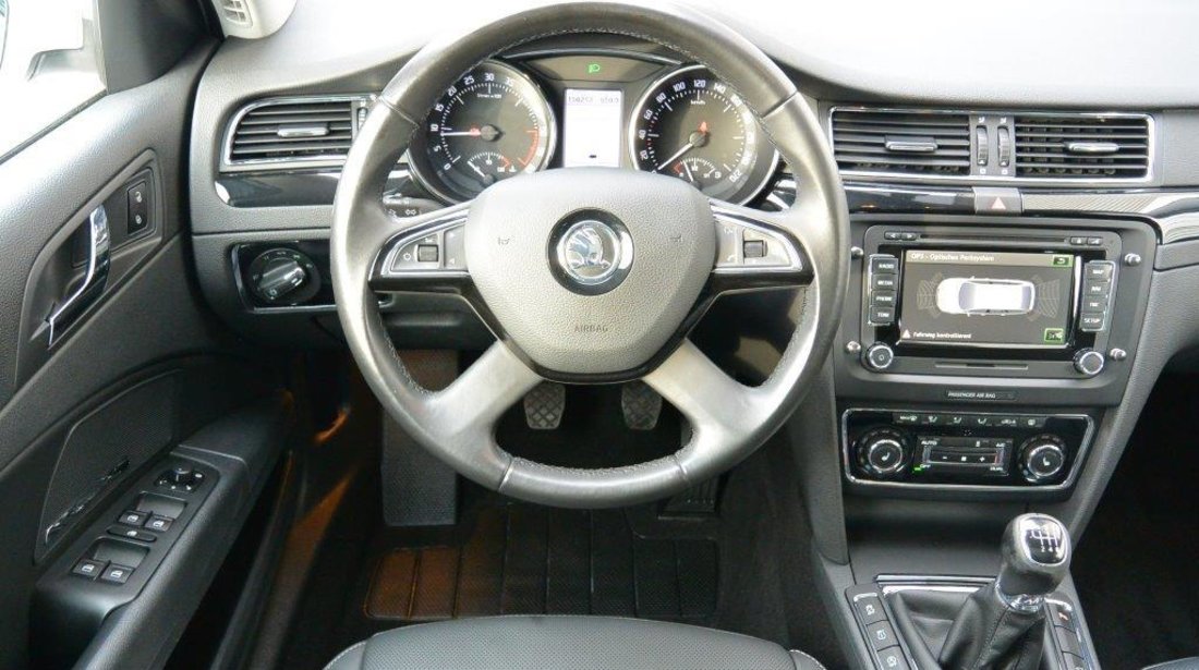 Skoda Superb Combi Elegance 2.0 TDI