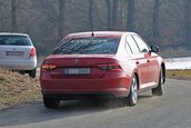 Skoda Superb Facelift - Galerie foto spion