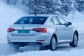 Skoda Superb Facelift - Galerie foto spion