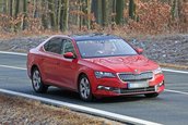 Skoda Superb Facelift - Galerie foto spion