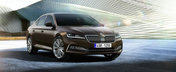 Asta este noua SKODA SUPERB facelift: faruri LED Matrix, ceasuri de bord digitale si versiune plug-in hybrid