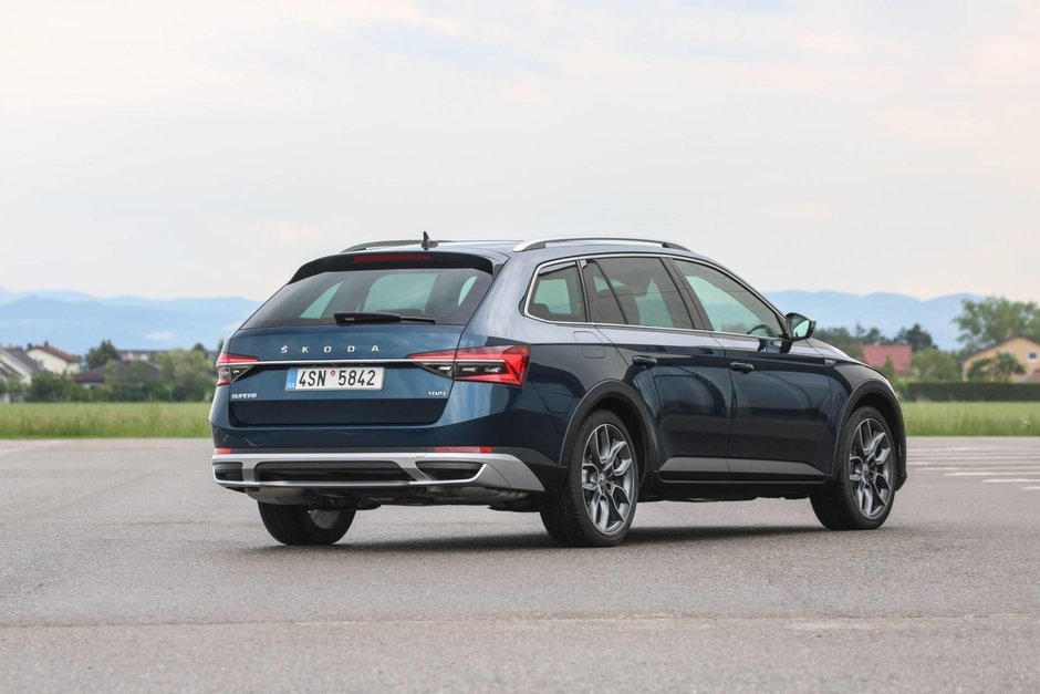 Skoda Superb facelift