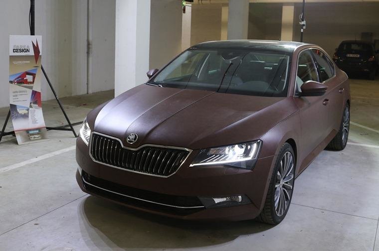 Skoda Superb imbracata in piele