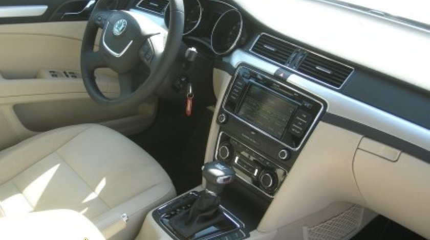 Skoda Superb model nou dupa 2008kit airbag
