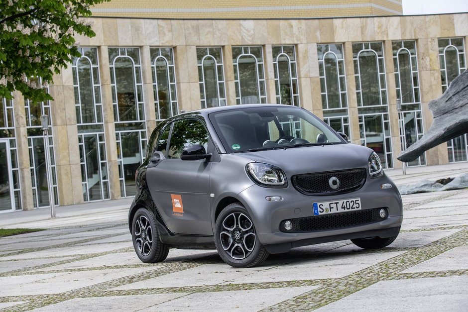 Smart ForTwo by JBL