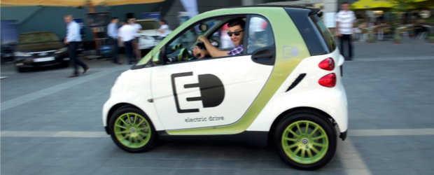 Smiley via Twitter: 'smart electric drive - the smoothest ride in my entire life!'