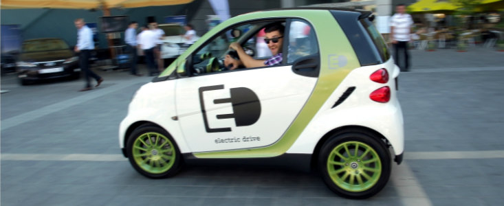 Smiley via Twitter: 'smart electric drive - the smoothest ride in my entire life!' Smiley via Twitter: 'smart electric drive - the smoothest ride in my entire life!'