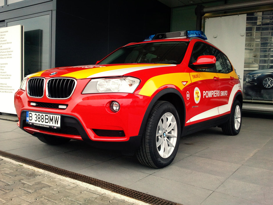 SMURD are de acum in dotare doua masini BMW X3 pentru interventiile de urgenta SMURD are de acum in dotare doua masini BMW X3 pentru interventiile de urgenta