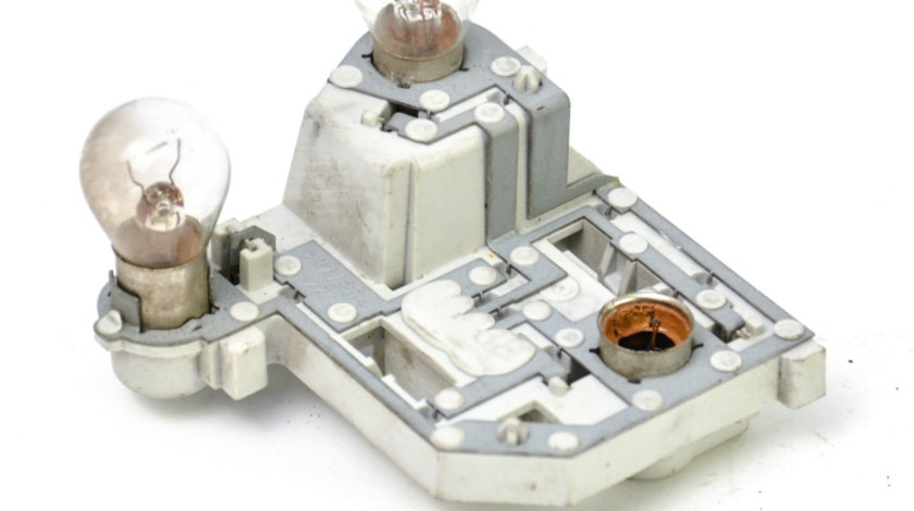 Soclu Bec Ford MONDEO Mk 4 2007 - Prezent 7S7113N004B, 7S71-13N004-B, 7S71-13N004, 7S7113N004